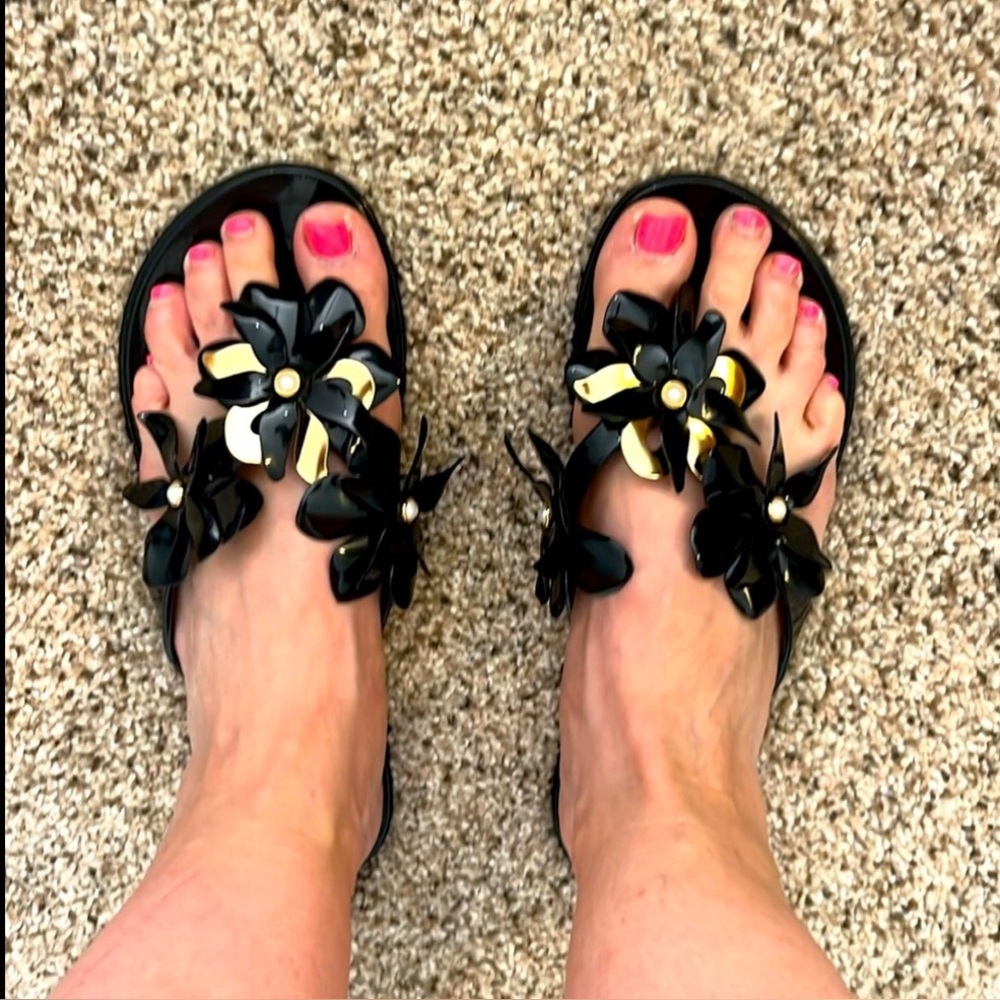 Nine West Flip Flops